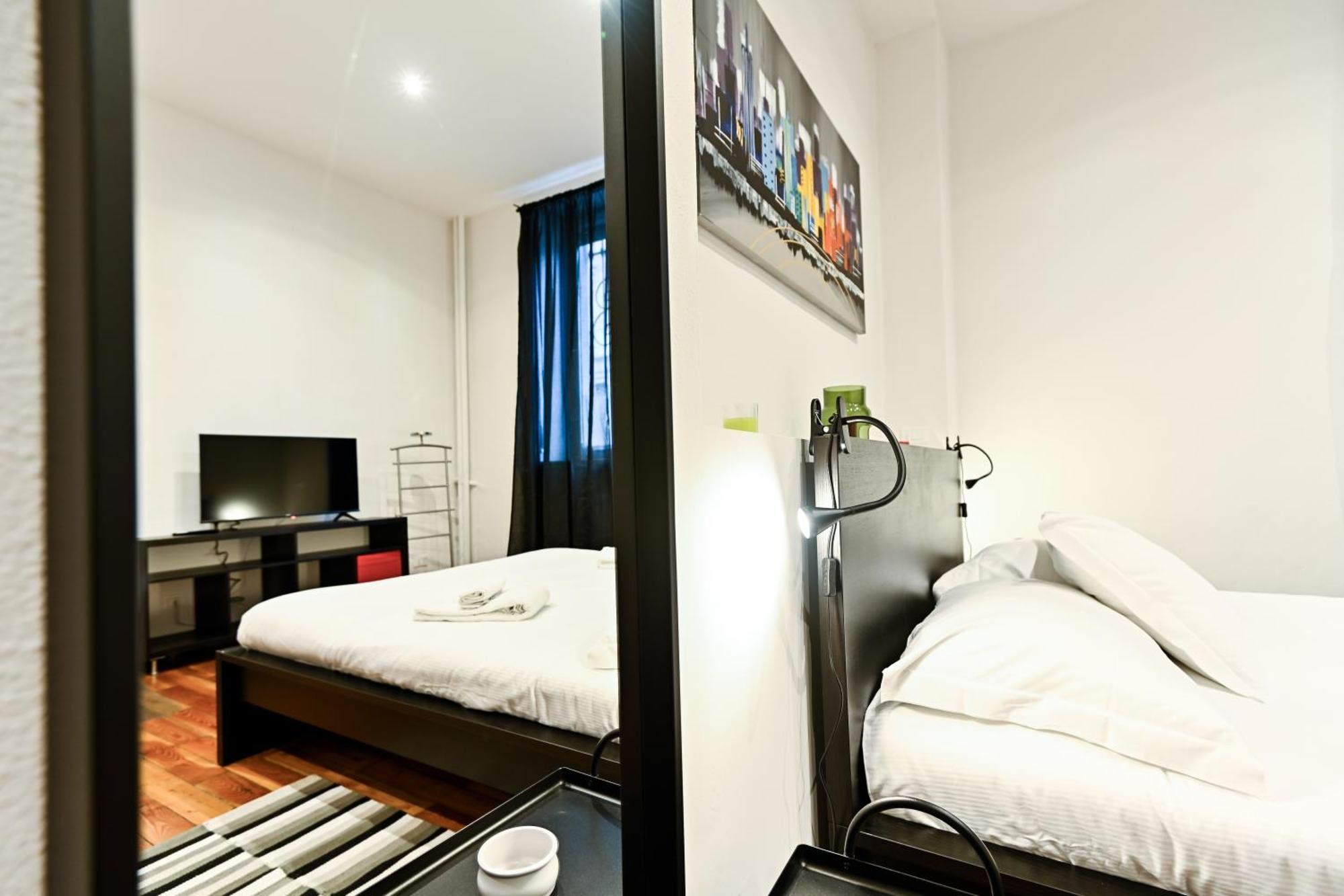 Top Living Apartments - Porta Susa Turin Exteriör bild